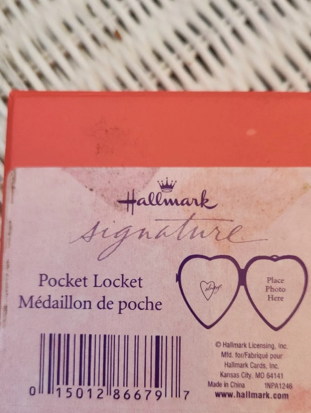Vintage Hallmark Coral Heart-Shaped Keepsake Locket with Decorative Flower Box